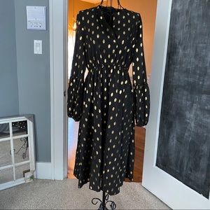 🔴SOLD🔴 SHEIN Black and Gold Lantern Sleeve Dress